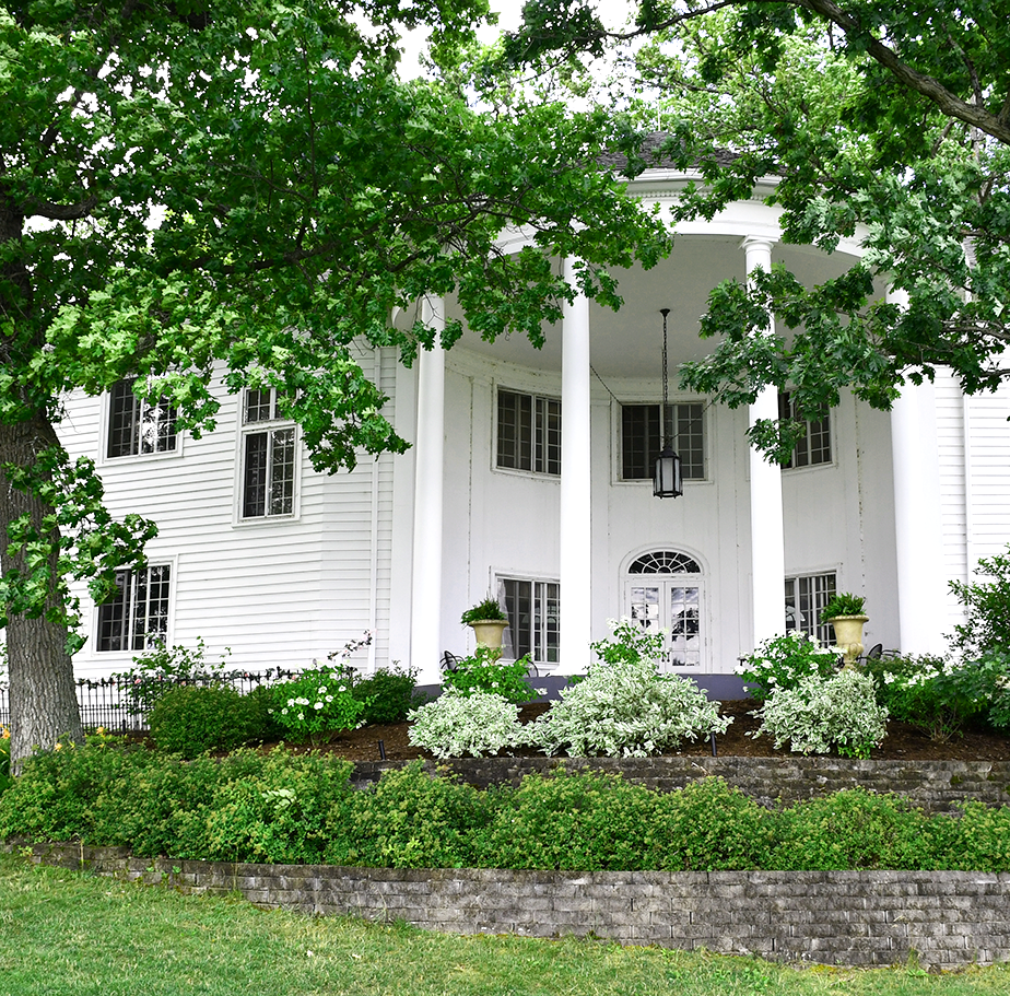 Sunshine Lodge
