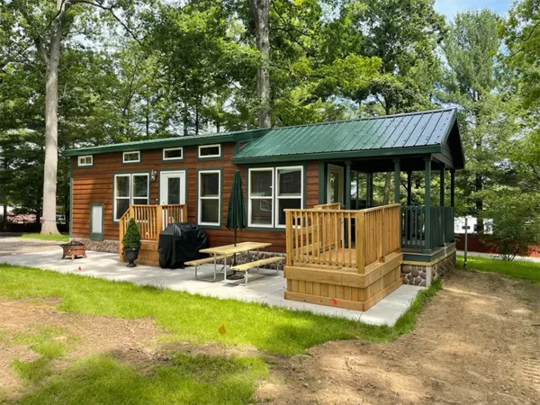 Waldenwoods Glacier Chalet
