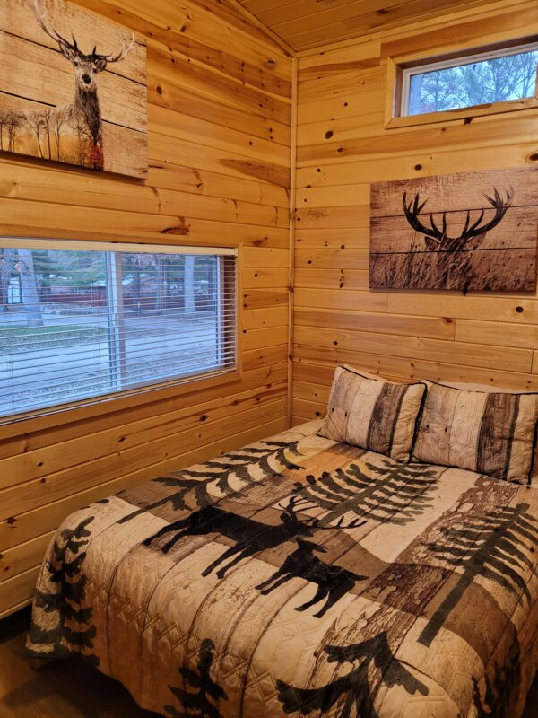 Redwood Chalet - Image 4